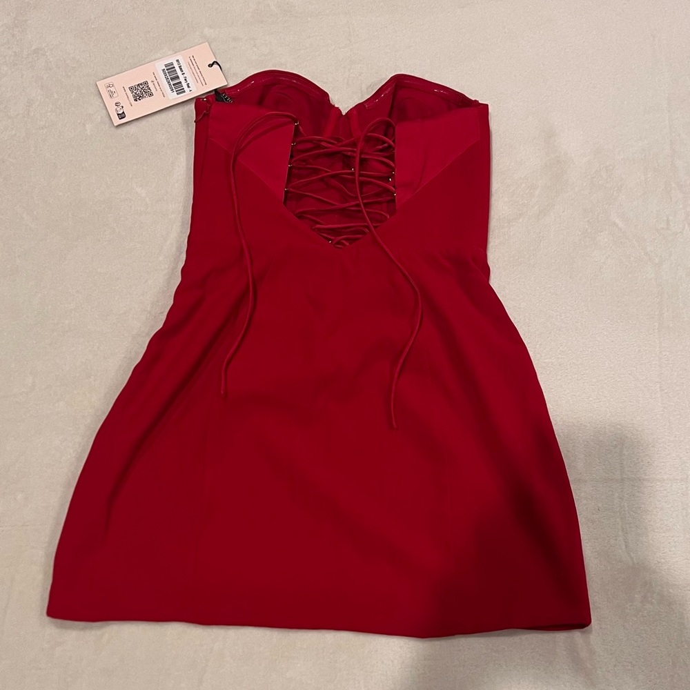 BRAND NEW red size 0 Oh Polly strapless mini homecoming dress with lace up back. - Picture 8 of 9